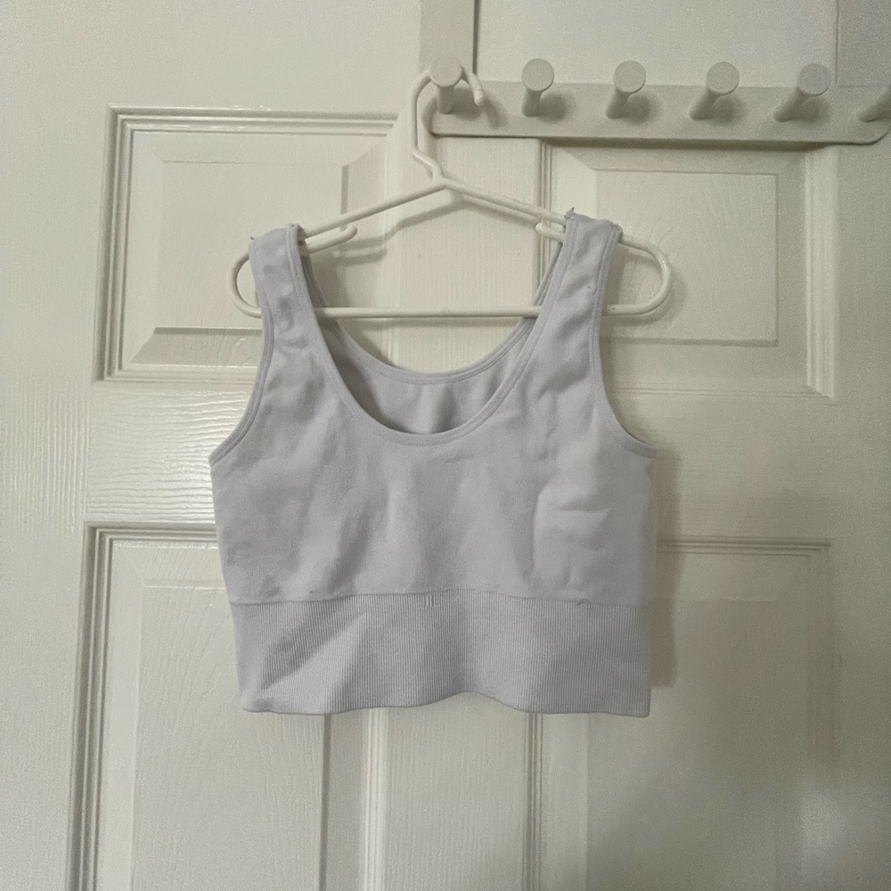 Sport white top
